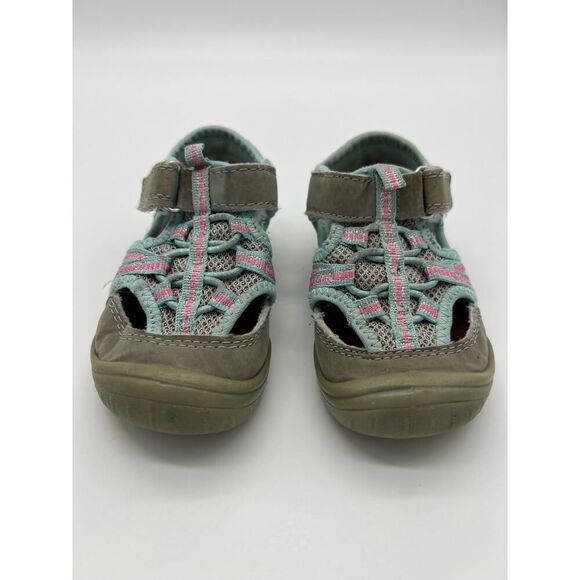 OshKosh Toddler Girs Hiking Sandals Water Resistant Trail Hiking Size 6 - Picture 1 of 5